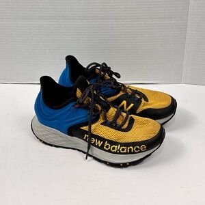 New Balance Roav Trail Running Shoe Sz‎ 7.5